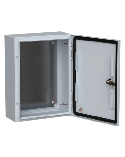 ЩМП-40.30.15 TITAN 5 УХЛ1 IP66 400x300x150 (TI5-10-N-040-030-015-66). Шкаф металлический с монтажной платой. IEK в Москве