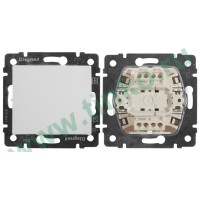Выключатель Valena 1кл., 10АХ, 250В, белый (774401). Выключатель. LegranD