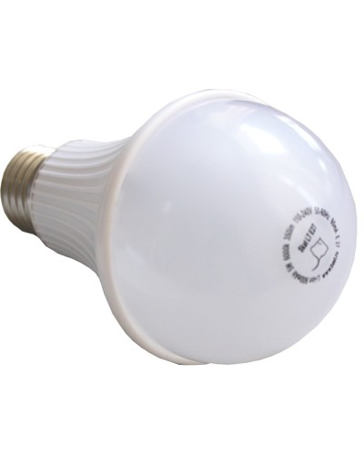 SKAT LED-220 E27 (2455). Лампа светодиодная с резервным источником питания. Бастион